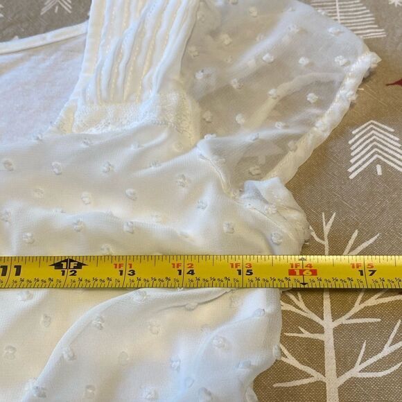 White LC Lauren Conrad Short Sleeved Shirt, size S. (S111) - Picture 7 of 7